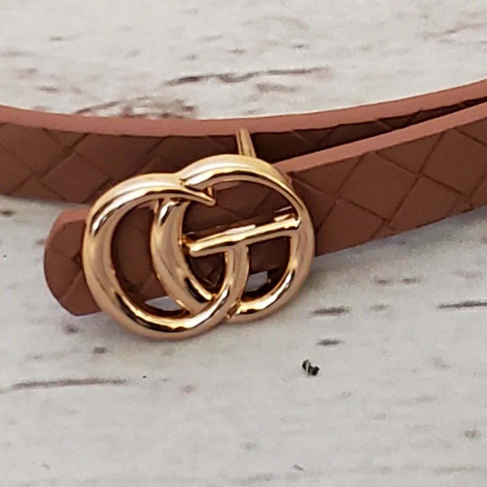 Kara and Kate women's faux leather belt mauve with goldtone buckle